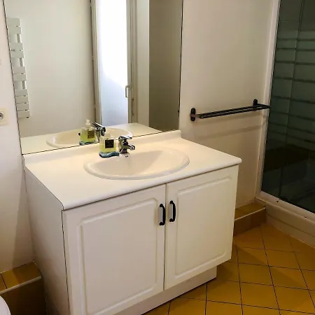 شقة Studio Lumineux Terrasse + Parking Au Coeur Du Port De Nice نيس