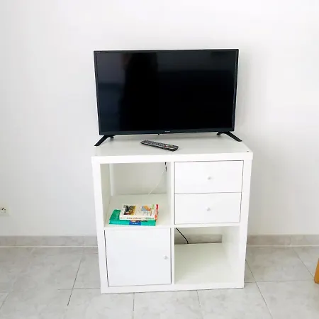 Studio Lumineux Terrasse + Parking Au Coeur Du Port De Nice شقة
