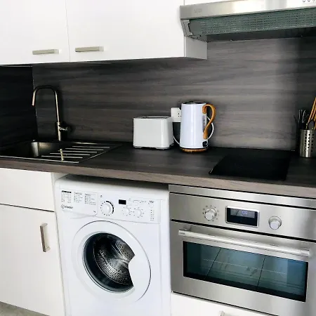 Studio Lumineux Terrasse + Parking Au Coeur Du Port De Nice * نيس